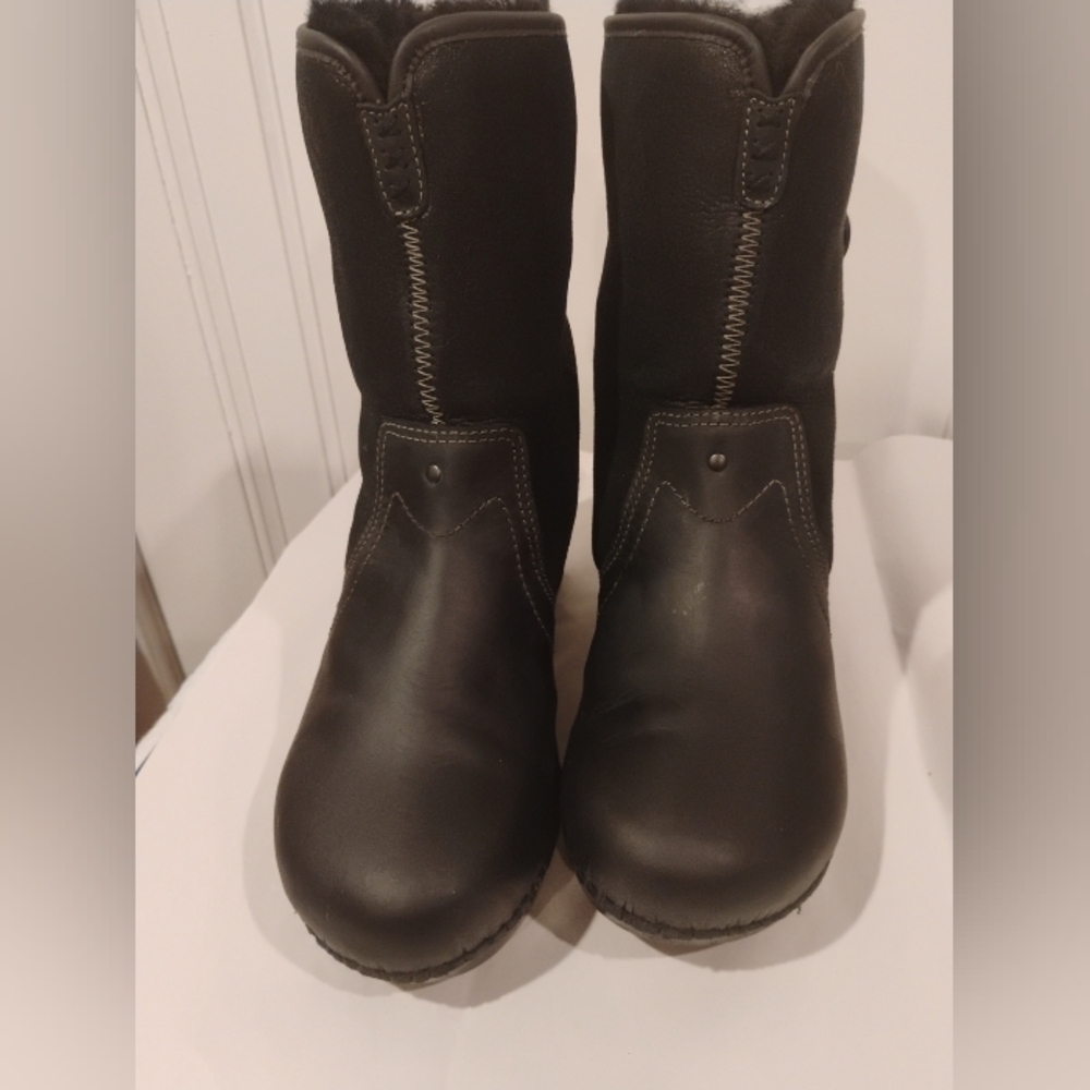 Dansko Women's Black Harper Leather Shearling Ankle Boots Size 41/ US 10.5 -11 - Picture 4 of 9